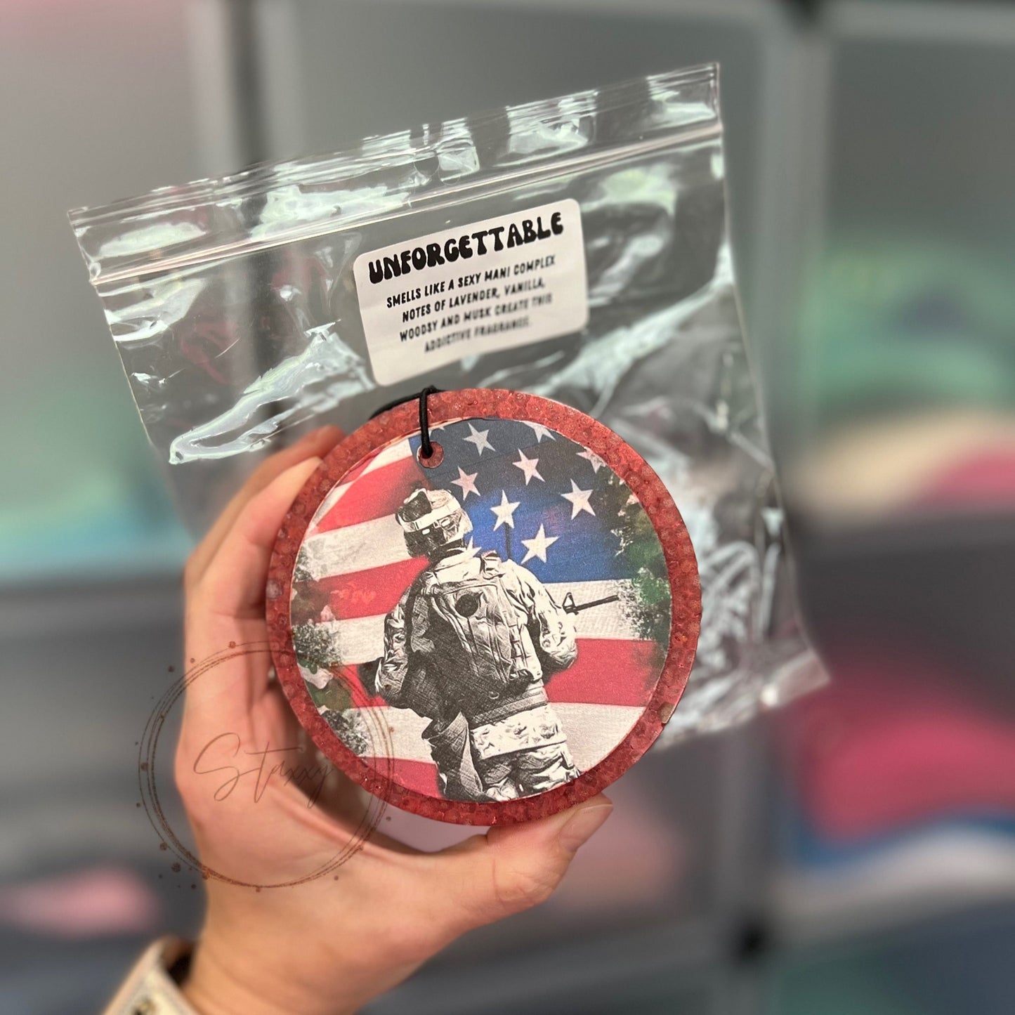 men’s circle freshie