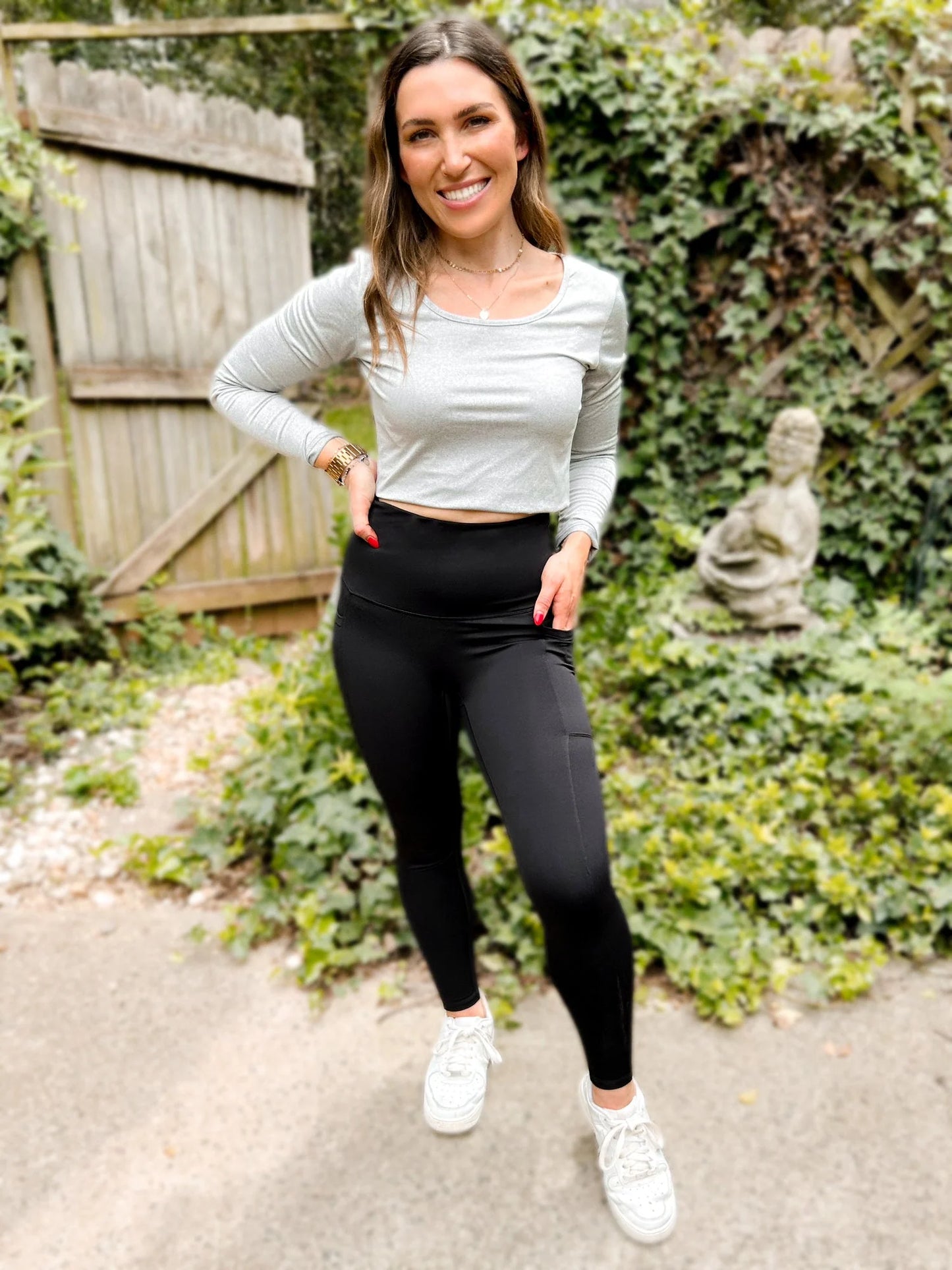 Suck & Tuck Pocket leggings (2 colors) • Quick Ship
