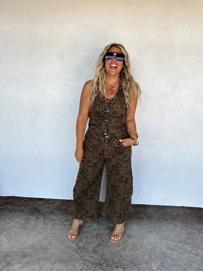 bex cheetah barrel jeans (stretchy) • Quick Ship