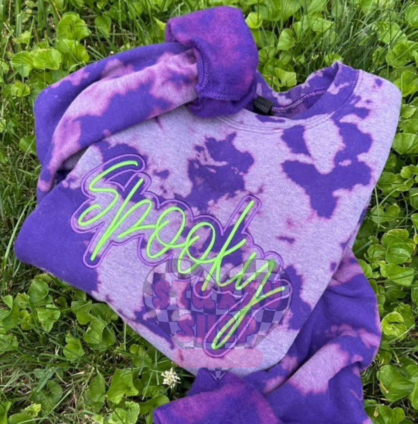 PREORDER : bleached spooky embroidered crew