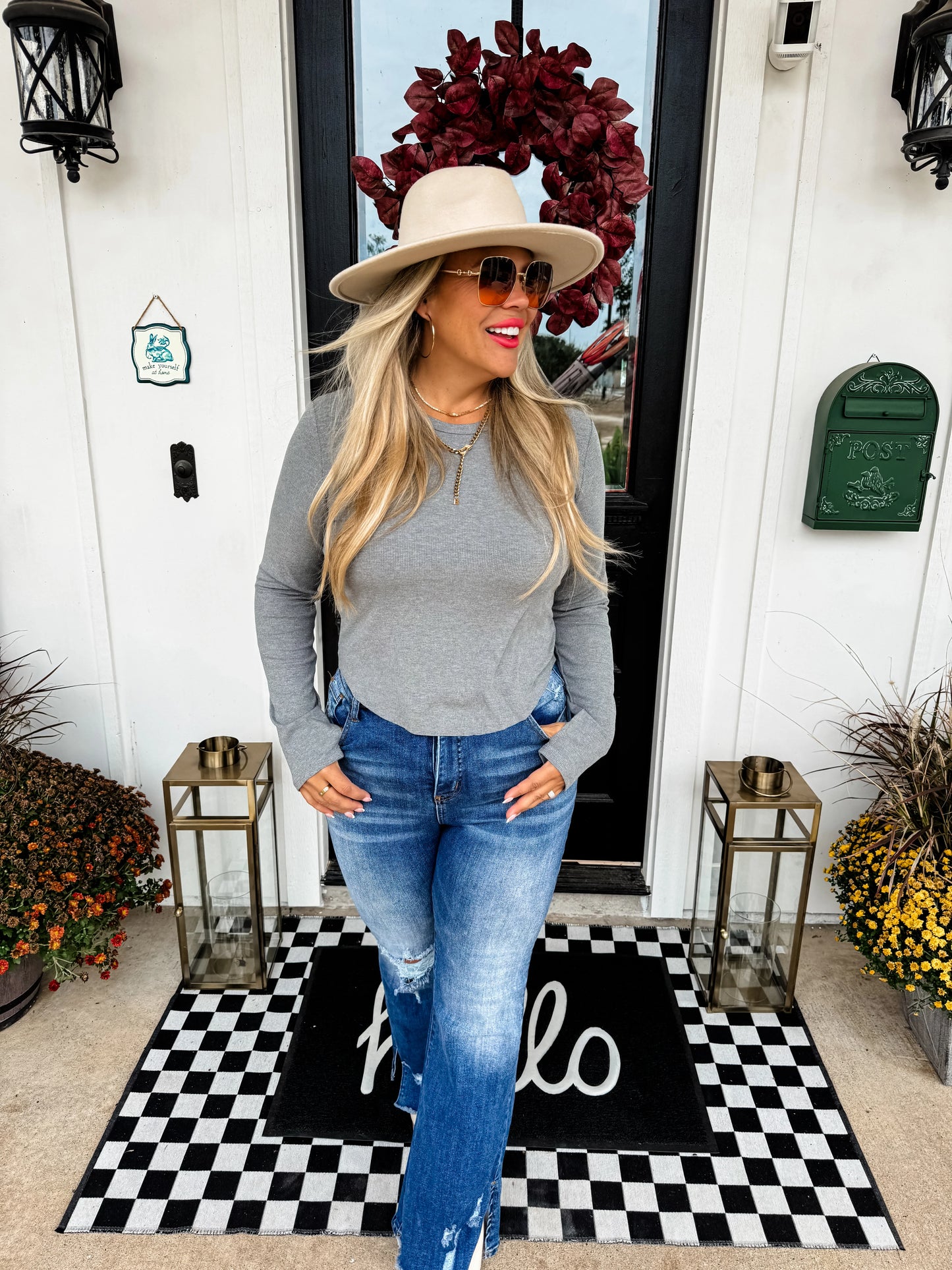Elena curved hem ribbed top (3 colors) • Quick Ship