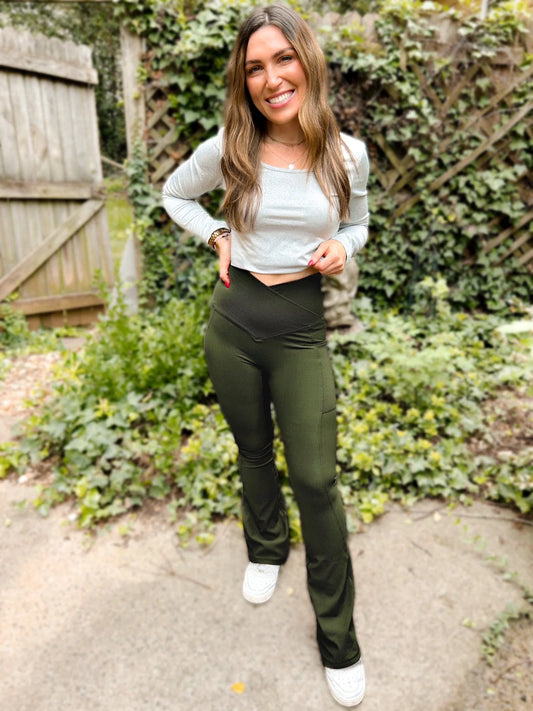 Max Sculpt FLARE leggings (dark olive) • Quick Ship